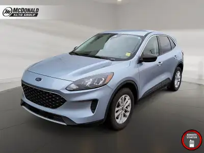This 2022 Ford Escape SE AWD offers a perfect blend of efficiency, versatile space, and confident al...