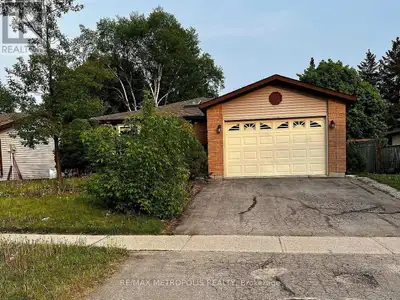 Client Remarks Beautiful, legal basement unit with separate entrance and in-unit laundry. Features o...