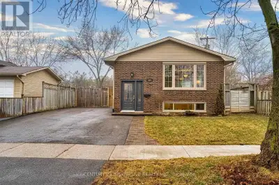 586 CHAMBERLAIN ROAD Burlington (Shoreacres), Ontario