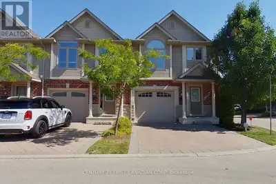 Fully furnished multi-level townhouse, close to Hyde Park Shopping Centre, Walmart and Canadian Tire...