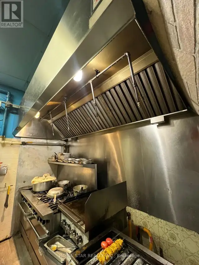 6&7 - 9300 KEELE STREET Vaughan (Maple), Ontario in Commercial & Office Space for Sale in Markham / York Region - Image 30