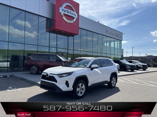 2019 Toyota RAV4 LE AWD • Heated front seats • Blind spot in Cars & Trucks in Calgary