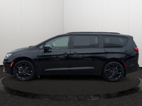 This 2026 CHRYSLER PACIFICA LIMITED has the following options Nappa Lthr Buckets Seats W S Logo, Ful... (image 1)