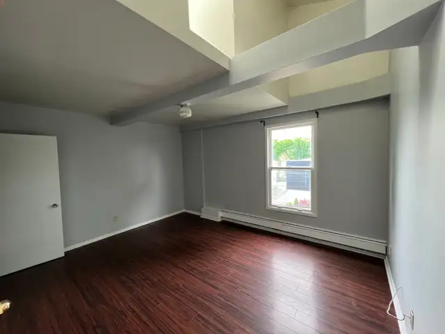 4+ Bedroom on Windsor St close to SOBEYS in Long Term Rentals in City of Halifax - Image 12