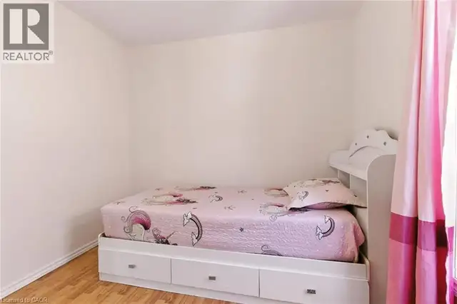 44 HOLTON Avenue N Hamilton, Ontario in Houses for Sale in Hamilton - Image 18