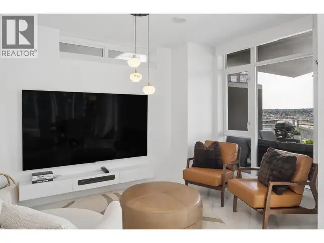 1701 1372 SEYMOUR STREET Vancouver, British Columbia in Condos for Sale in Vancouver - Image 8