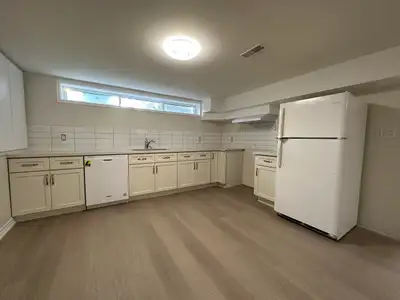 This bright, 900-square-foot 2-bedroom basement apartment at 122 Sanderling Crescent offers comforta...