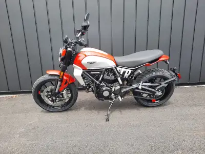 The 2024 Ducati Scrambler Icon 2G combines classic scrambler styling with modern performance and eve...
