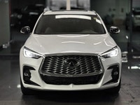 The 2023 INFINITI QX55 Essential is the popular mid-range trim for the luxury crossover coupe in Can... (image 2)