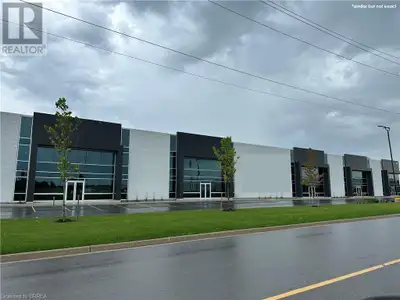 Prestigious 62,570sf Industrial building in North St. Thomas with good Highway 401 access. Lots of o...