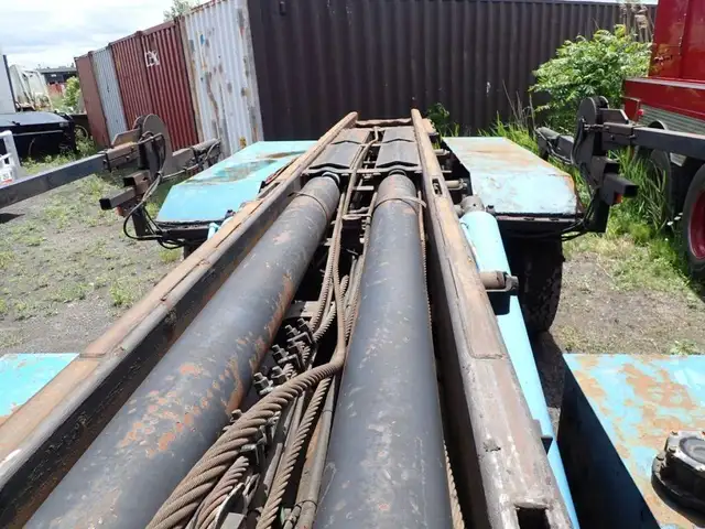 2001 Mack RB688S in Heavy Trucks in Longueuil / South Shore - Image 31