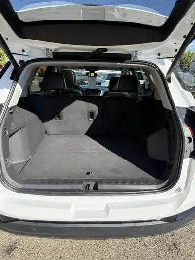 2023 GMC Terrain SLT AWD 1 OWNER LOADED WE FINANCE APPLY NOW!, View more