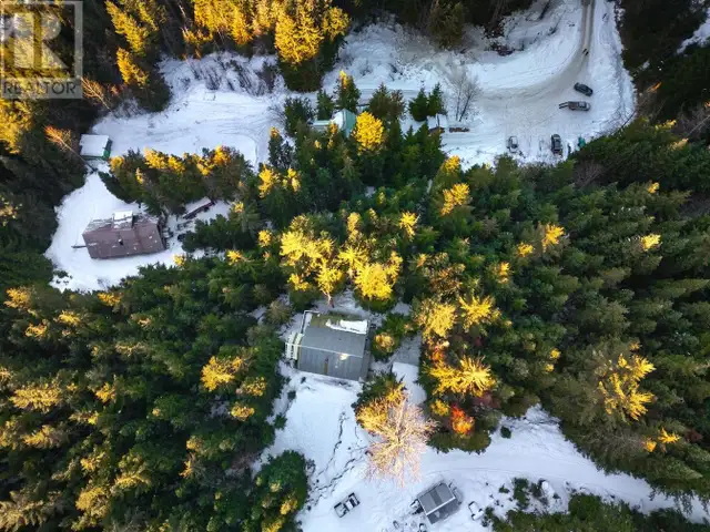 2501 GONDOLA WAY Whistler, British Columbia in Land for Sale in Whistler - Image 8