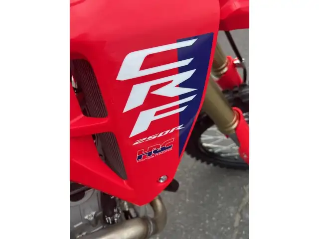 2025 Honda CRF250RS COMPETITION in Dirt Bikes & Motocross in Bathurst - Image 5