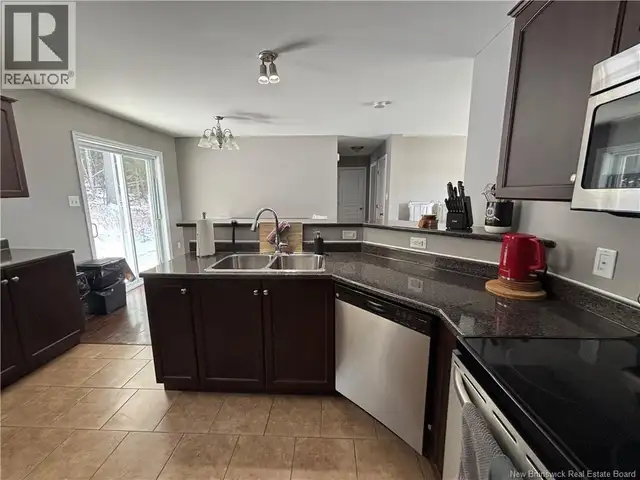 4506 Hwy 102 Upper Kingsclear, New Brunswick in Houses for Sale in Fredericton - Image 11