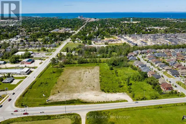 108 - 869 HURONTARIO STREET Collingwood, Ontario in Commercial & Office Space for Rent in Oakville / Halton Region - Image 9
