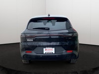 This Dodge Hornet has a dependable Intercooled Turbo Premium Unleaded I-4 2.0 L/122 engine powering... (image 4)