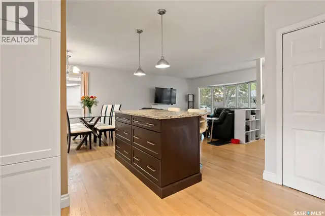 17 Anderson AVENUE Regina, Saskatchewan in Houses for Sale in Regina - Image 8