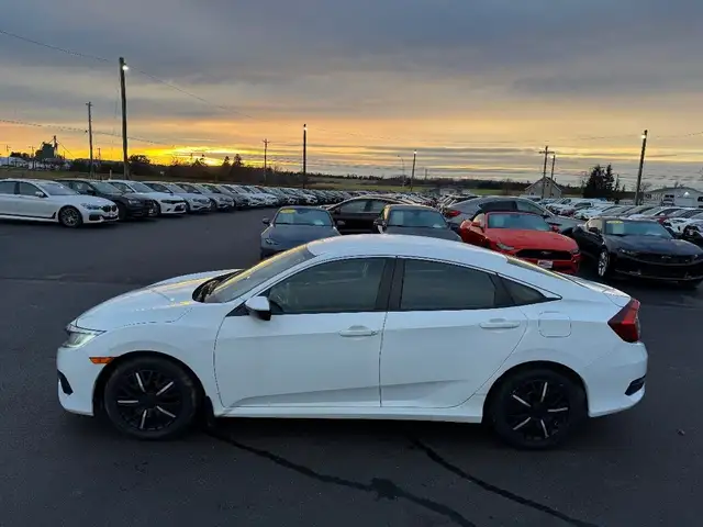 2017 Honda CIVIC64269655873027126