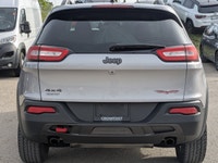 Look at this 2018 Jeep Cherokee Trailhawk. Its Automatic transmission and Regular Unleaded V-6 3.2 L... (image 6)