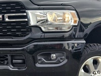 Cruise Control w/Steering Wheel Controls, TIRES: LT285/60R20E OWL ON-/OFF-ROAD, SPORT APPEARANCE PAC... (image 7)