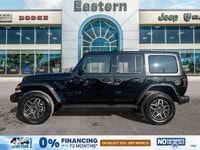 This Jeep Wrangler has a durable Regular Unleaded V-6 3.6 L/220 engine powering this Automatic trans... (image 1)