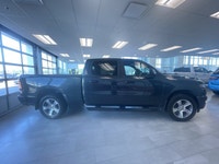 ===== Key Features ===== * 28,854 km * No Reported Accidents * 4WD (Four-Wheel Drive) * 3.0L Twin-Tu... (image 5)
