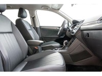 GREAT SUV | GREAT VALUE Back-Up Camera | Automatic Headlight | Apple CarPlay and Android Auto | Heat... (image 6)