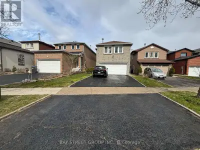 BSMT - 141 SURBRAY GROVE Mississauga (Fairview), Ontario