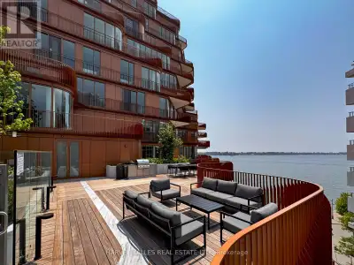 Luxury Waterfront Living at Aqualuna A Rare and Refined Opportunity Step into a new level of eleganc...