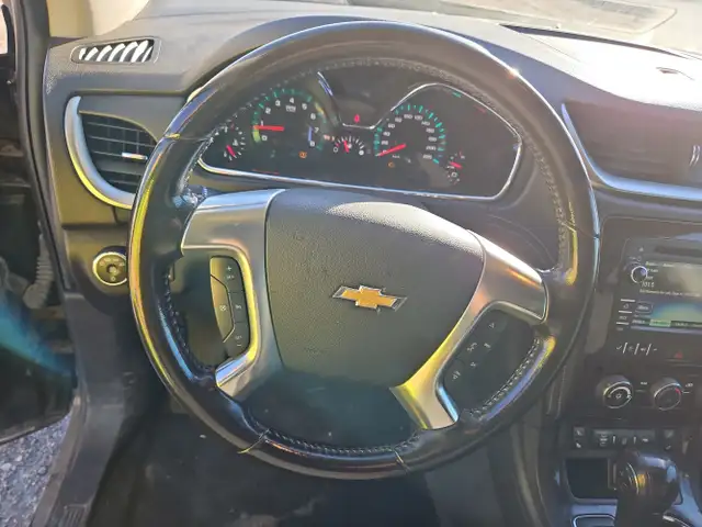 2016 Chevrolet Traverse in Cars & Trucks in Calgary - Image 18