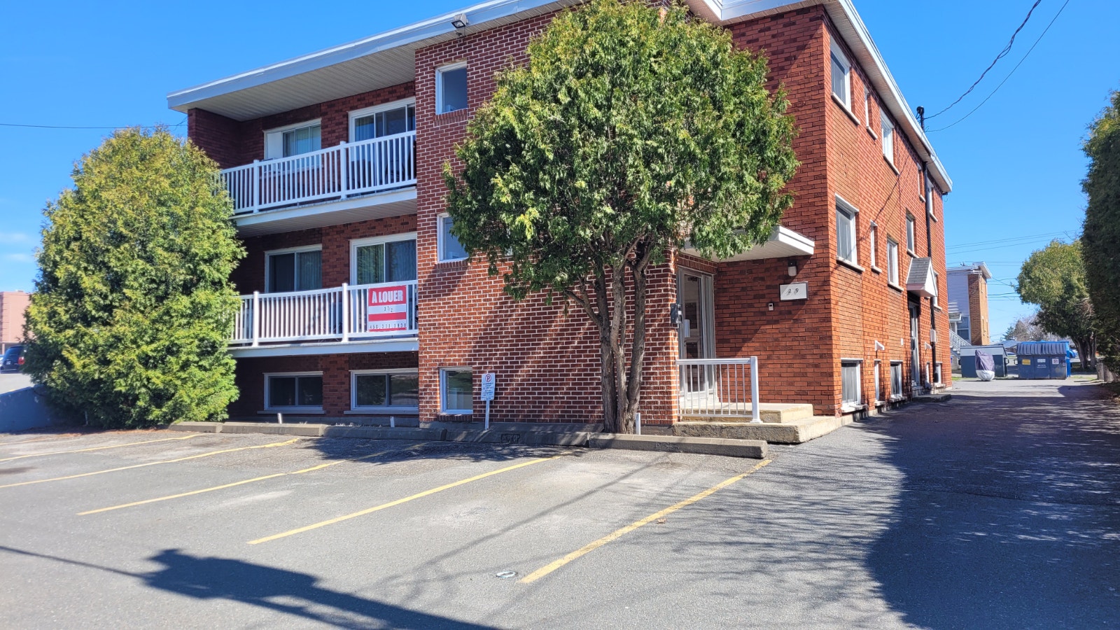 3 1/2 à louer pour rue Viger, Granby — photo 1