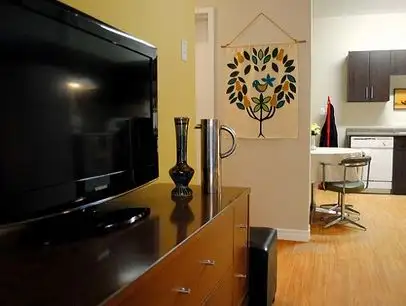 PRICE DROP FOR STUDENTS: Now Renting for Sept. 2025! in Room Rentals & Roommates in Kitchener / Waterloo - Image 5