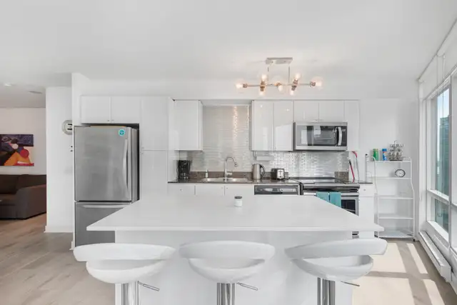 Your Perfect Home Awaits! 1-5 Bedroom Homes for Rent in Short Term Rentals in Mississauga / Peel Region - Image 23