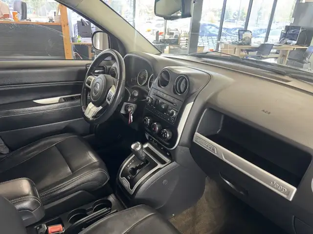 2016 Jeep Compass 4WD 4dr High Altitude in Cars & Trucks in Longueuil / South Shore - Image 11