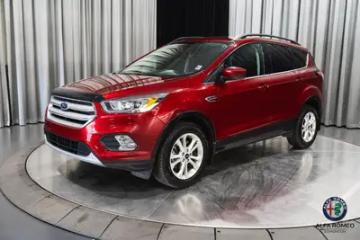 The 2018 Ford Escape SEL offers the perfect blend of efficiency, comfort, and versatility. Powered b...