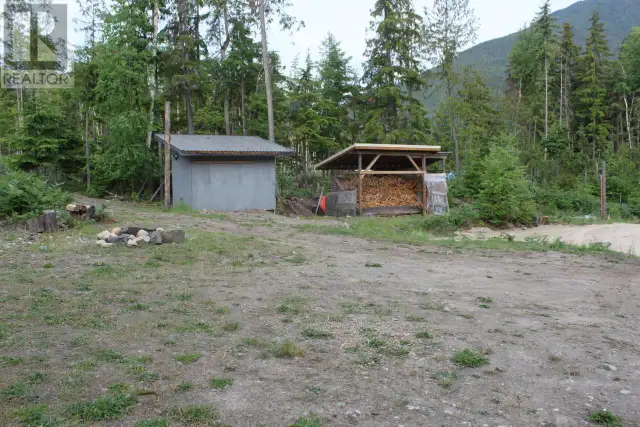 736 BARTLEY Road Nakusp, British Columbia in Land for Sale in Nelson - Image 18