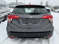 Crowfoot Hyundai, AMVIC Licensed Dealer Mileage 160,723 km Zip around Calgary and conquer your daily... (image 5)