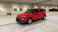 // ACCIDENT FREE!! // Meet the 2020 Kia Soul EX, a smart choice for drivers who want easy city parki... (image 3)