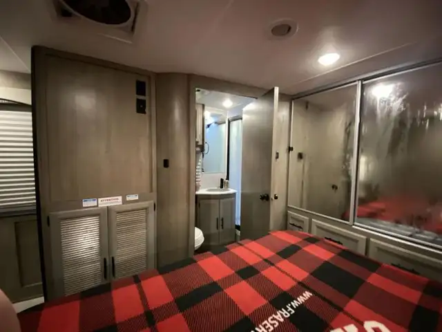 2023 Coachmen RV Freelander 29KB in RVs & Motorhomes in Dawson Creek - Image 8
