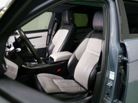 This 2020 Land Rover Range Rover Evoque First Edition is a local Ontario vehicle with a clean Carfax... (image 8)