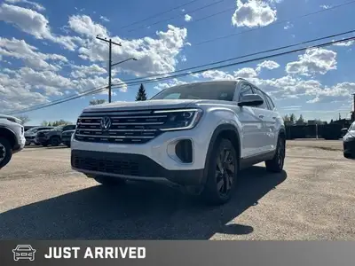 This Volkswagen Atlas boasts a Intercooled Turbo Regular Unleaded I-4 2.0 L/121 engine powering this...