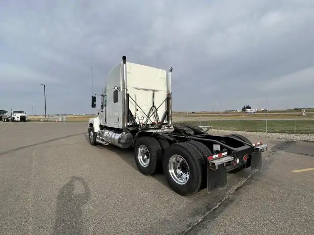2024 Mack Pinnacle 64T 70 in Heavy Trucks in Regina - Image 4
