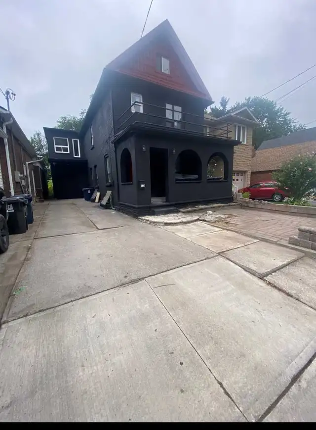 $1150 Bedroom for Rent! in Downtown East Toronto  All inclusive in Room Rentals & Roommates in City of Toronto - Image 2