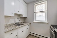Amenities: Balconies • Great Location • Heat & Water Included Suite & Building: Spacious one-bedroom... (image 7)