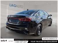 2024 Kia Forte EX+ Ready for anything, from the streets of Calgary to the highways of Alberta, this... (image 2)