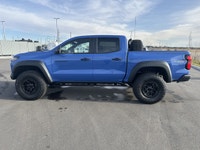 AMVIC Licensed Dealer The 2026 Chevrolet Colorado ZR2 Crew Cab 4WD in Reef Blue Metallic takes midsi... (image 4)