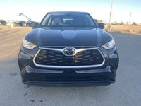 *Vehicle history form conveniently located in vehicle photos. AMVIC LICENSED DEALER ... Engine: Inte... (image 1)