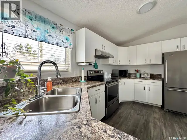 317 Riedel AVENUE E Langenburg, Saskatchewan in Houses for Sale in Regina - Image 7
