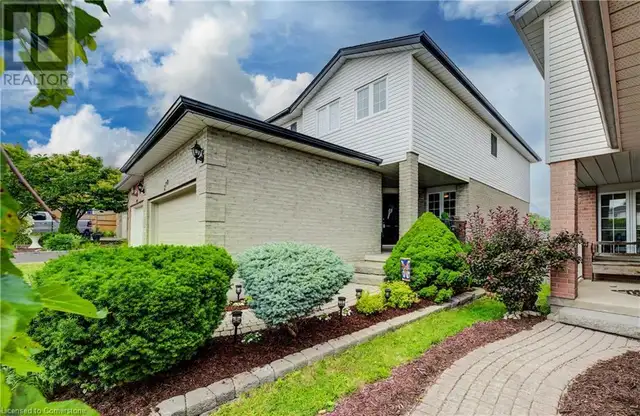 270 RESURRECTION Drive Kitchener, Ontario63006664775811121